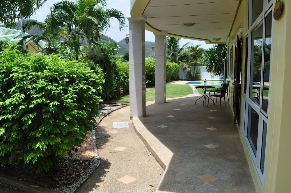 تروبيكال هيل باي ميلودي هوا هين منصة تسجيل إجراءات الوصول/المغادرة