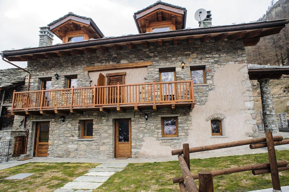 Clé du Paradis Exterior