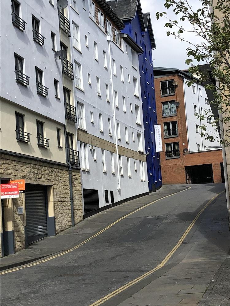 Alba Apartments Featured Image