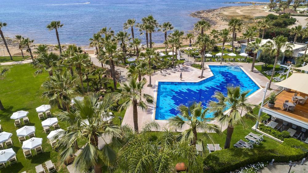 Aquamare Beach Hotel & Spa