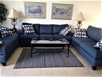 Disney Area Pool Home 28v 4 Bedroom Home by Redawning
