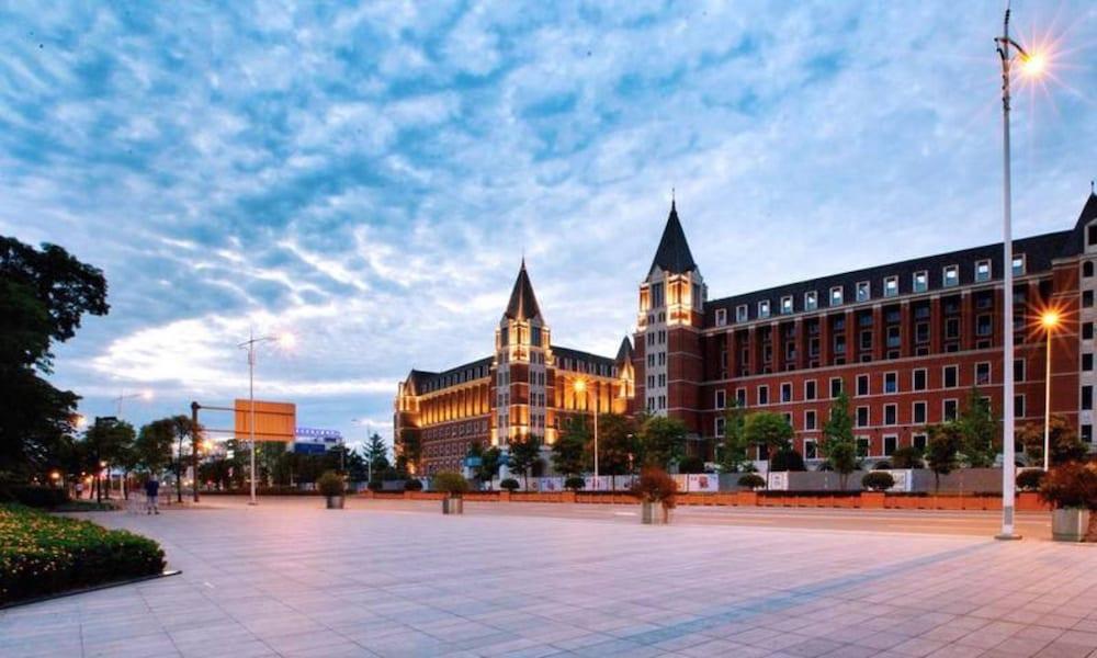 صن شاين إنترناشونال كونفرنس سنتر