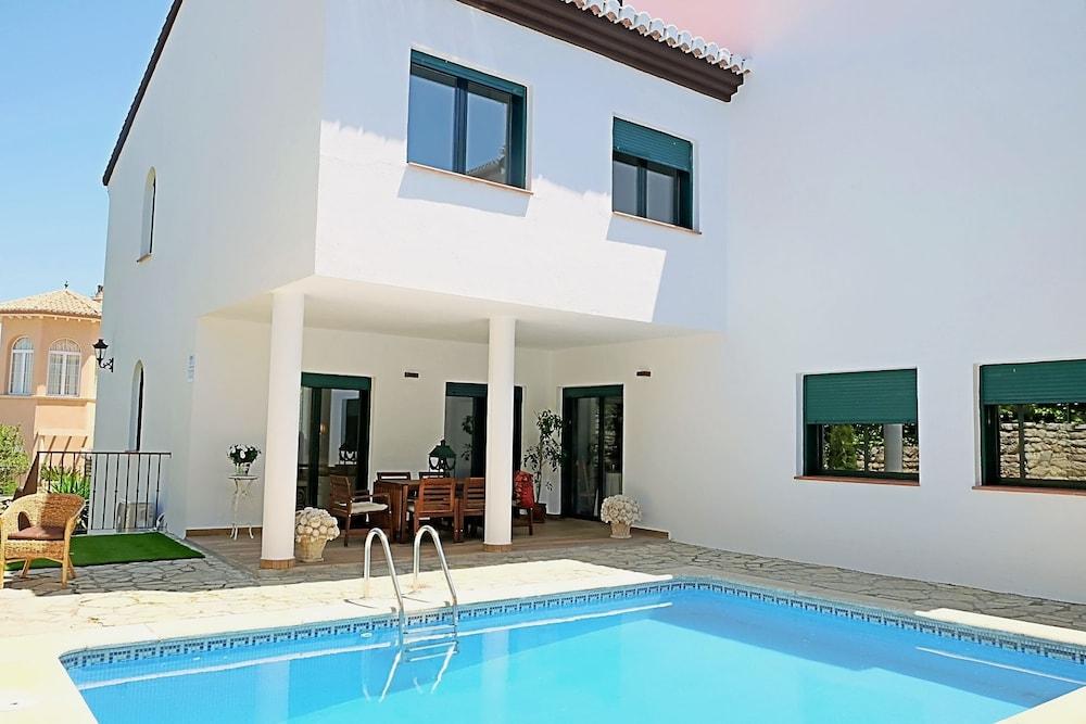 فيلا لا بيداد أوتورا