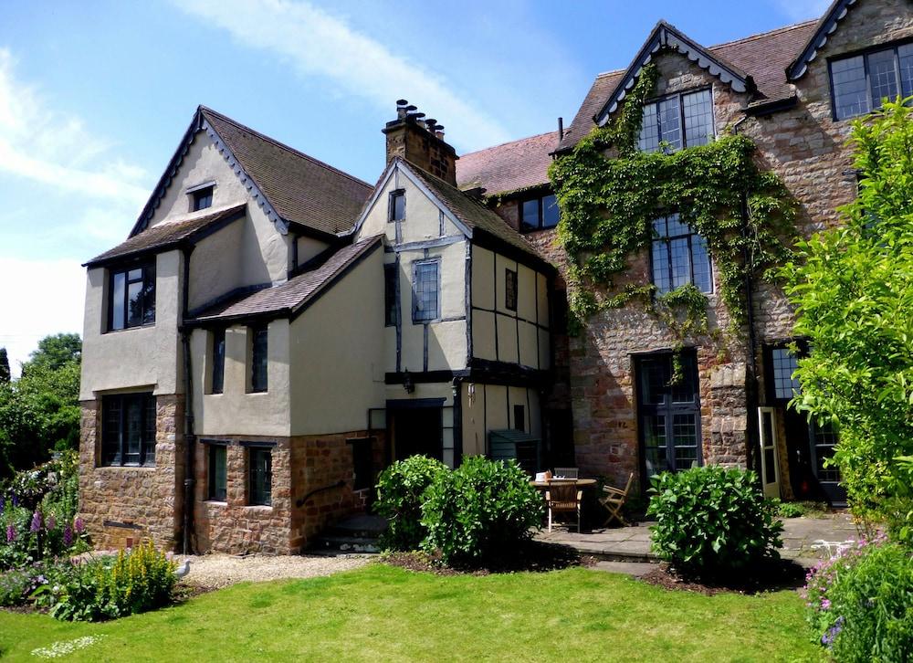 Brayne Court