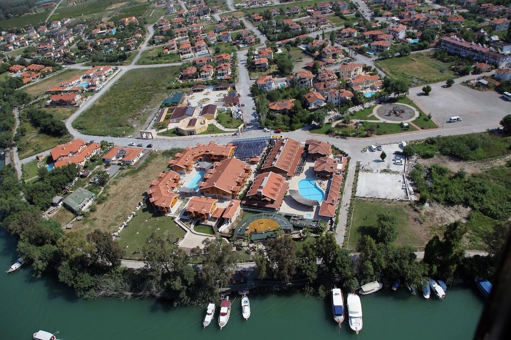 فندق بي سي سبا منظر من الجو