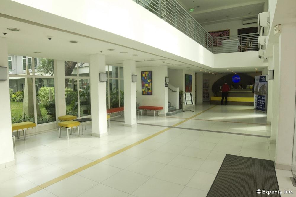 Microtel by Wyndham UP Technohub Interior Entrance