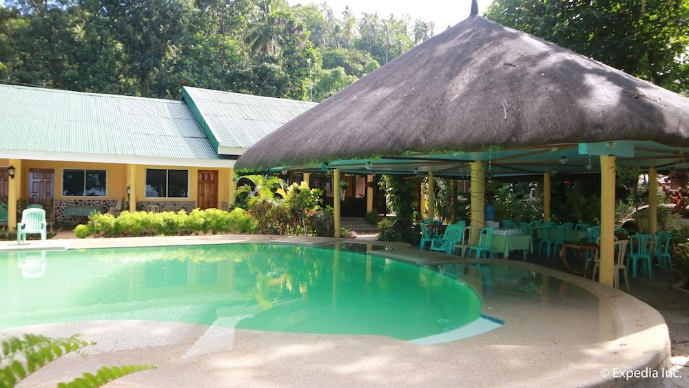 جولدن صنسيت بيتش كلوب