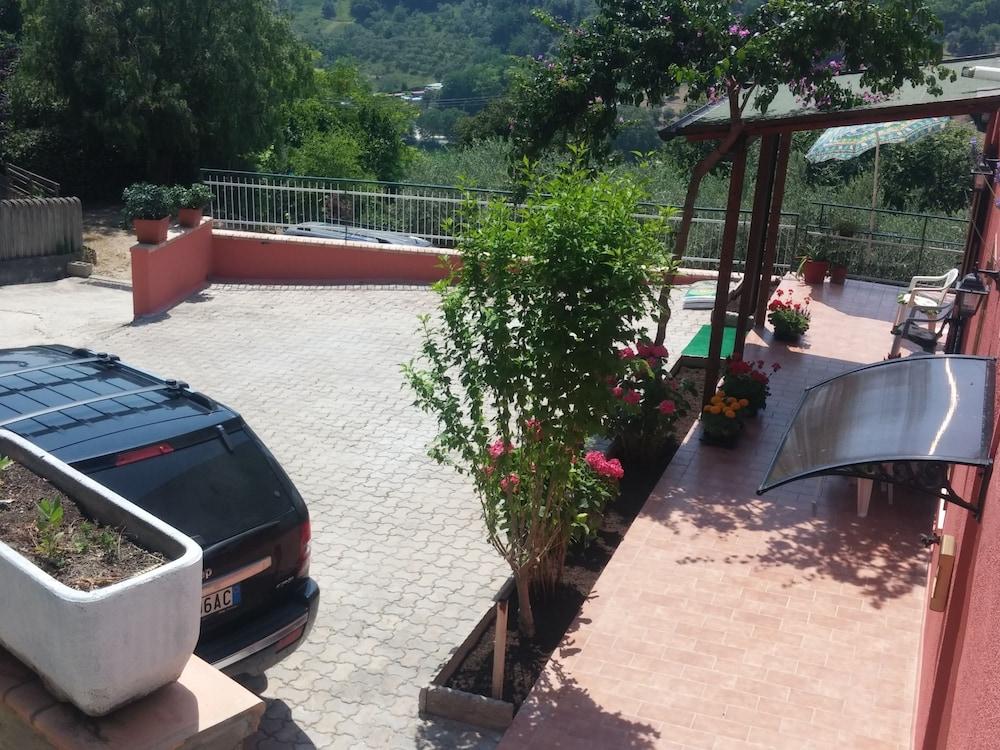 بي آند بي سانتا لوسيا المنطقة الخارجية