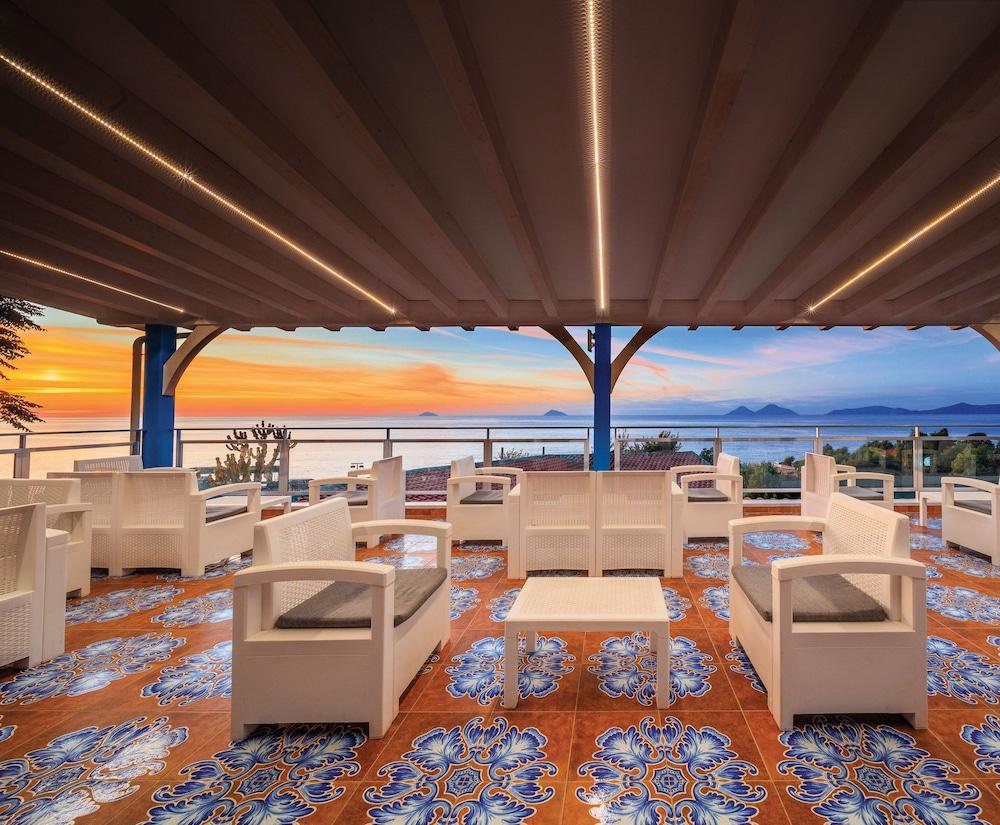 فيلاجيو بايا كالافا هوتل إي ريذيدنس منطقة الجلوس في الردهة