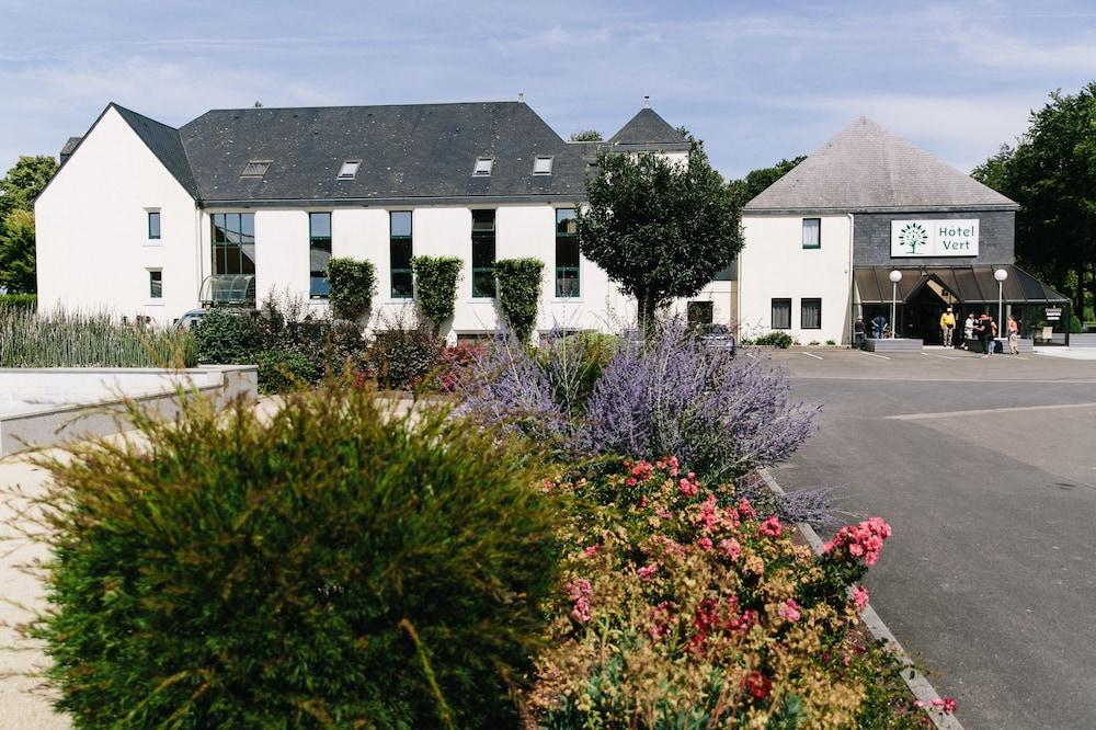 Hôtel Vert Featured Image