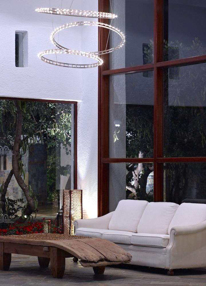 سانت نيكولاس باي ريزورت هوتل آند فيلاز داخلي