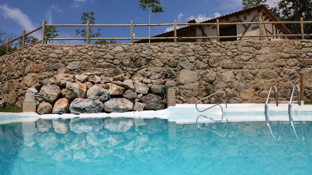 هوتل رورال سان جايليز زحليقة مائية