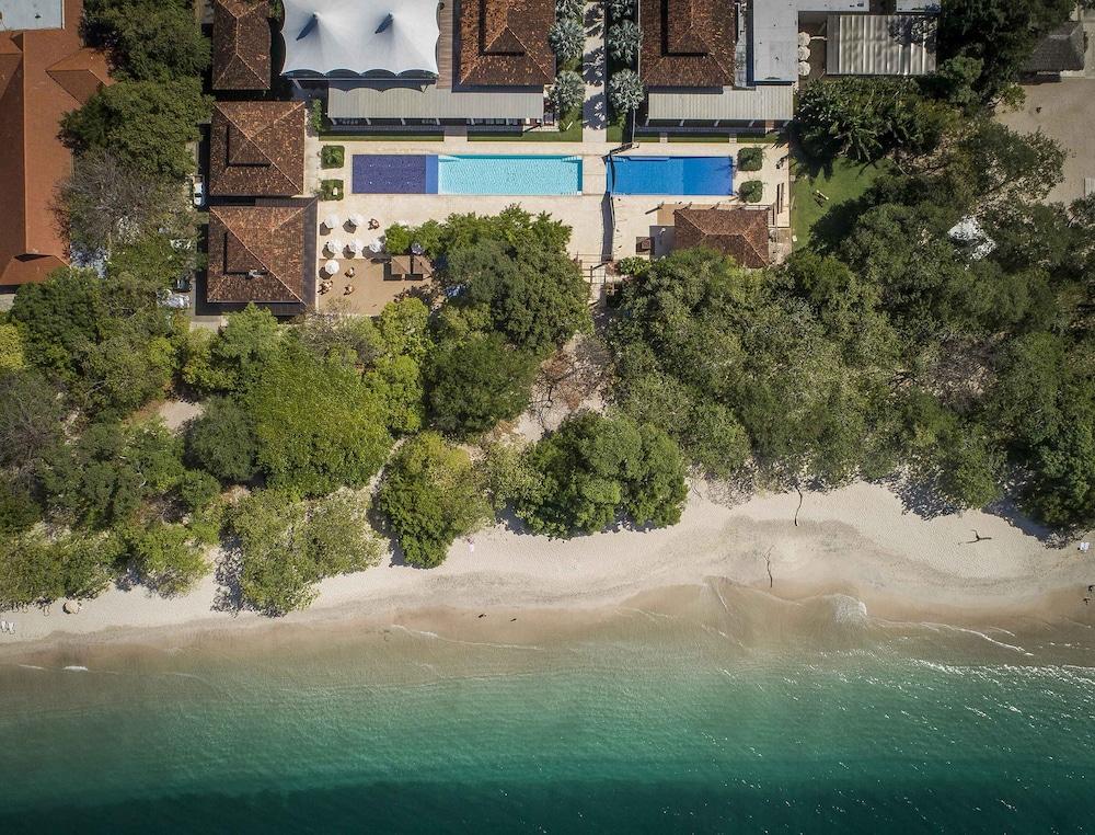 لاكشري كوندو ويذ جولف آند جاردن فيو اه25 منظر من الجو