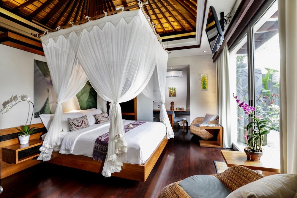 Sunset Paradise Villa Jimbaran 8008 Room