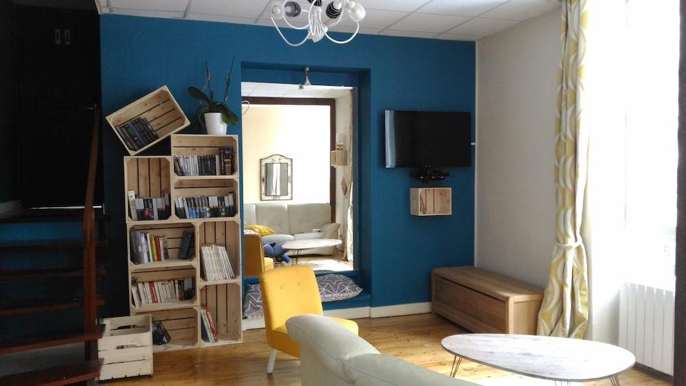 لا تور بو بوم بان منطقة الجلوس في الردهة