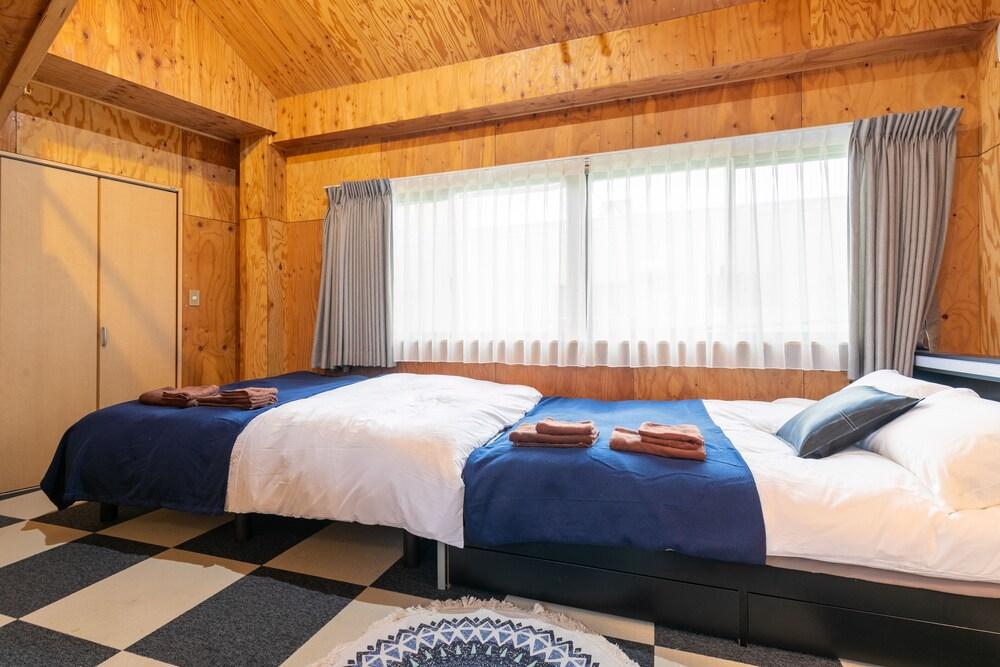 ذا وود فيلا إيكيبوكورو غرفة