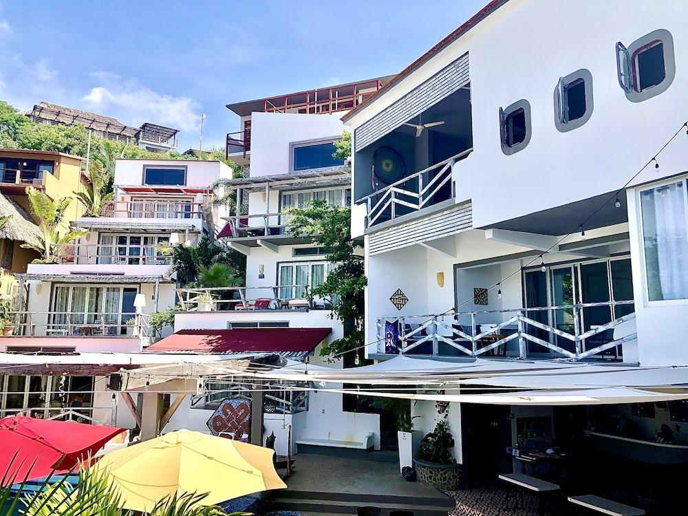 فيلا أيكيا زيبولايت أدالتس سويتس - للبالغين فقط المنطقة الخارجية