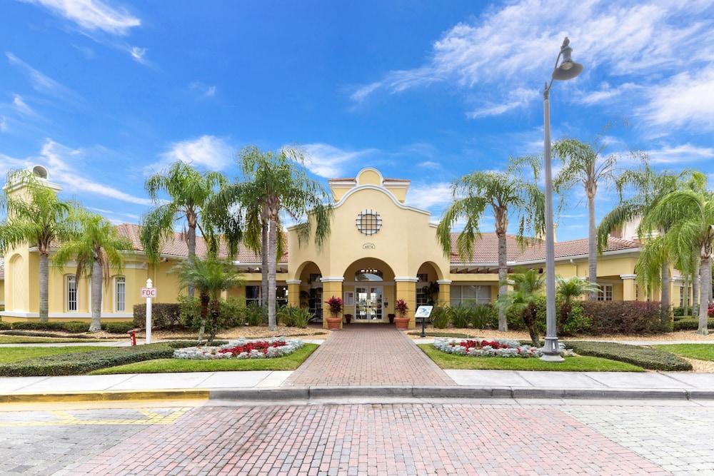 ذا لوفت ديلاكس 2 بد روم كوندو باي ريدآونينغ المنطقة الخارجية