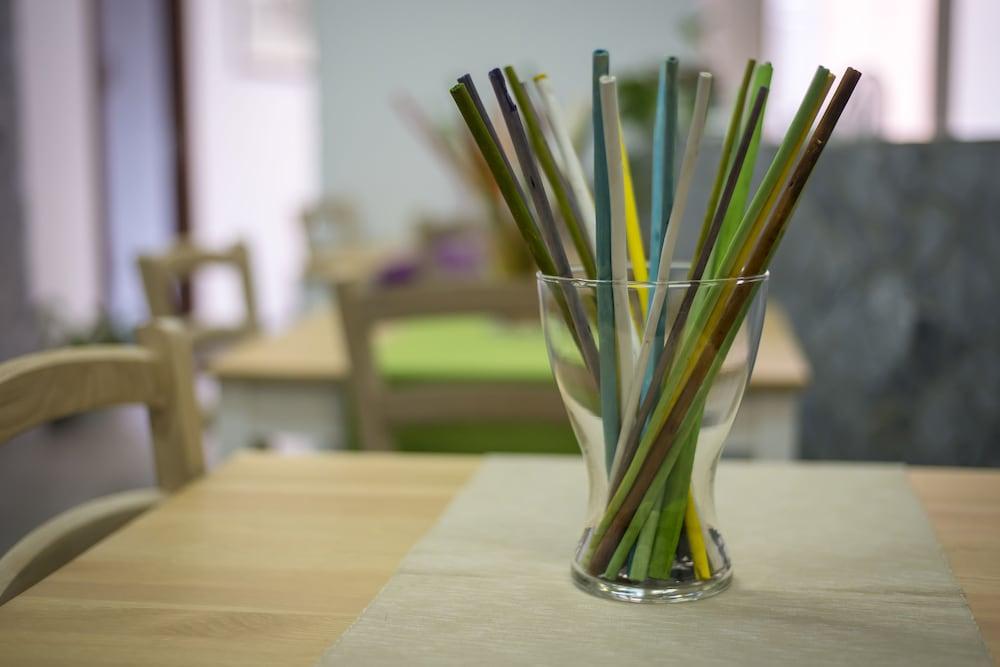 بي آند بي لو 4 ستاجوني دانتز سويتس باي كلابا جروب ديسلوكيتيد هوسبيتاليتي تفاصيل الفندق من الداخل