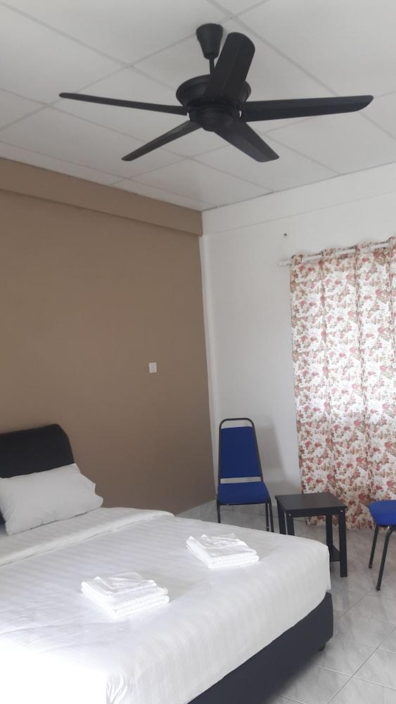 Padi View Resthouse Room