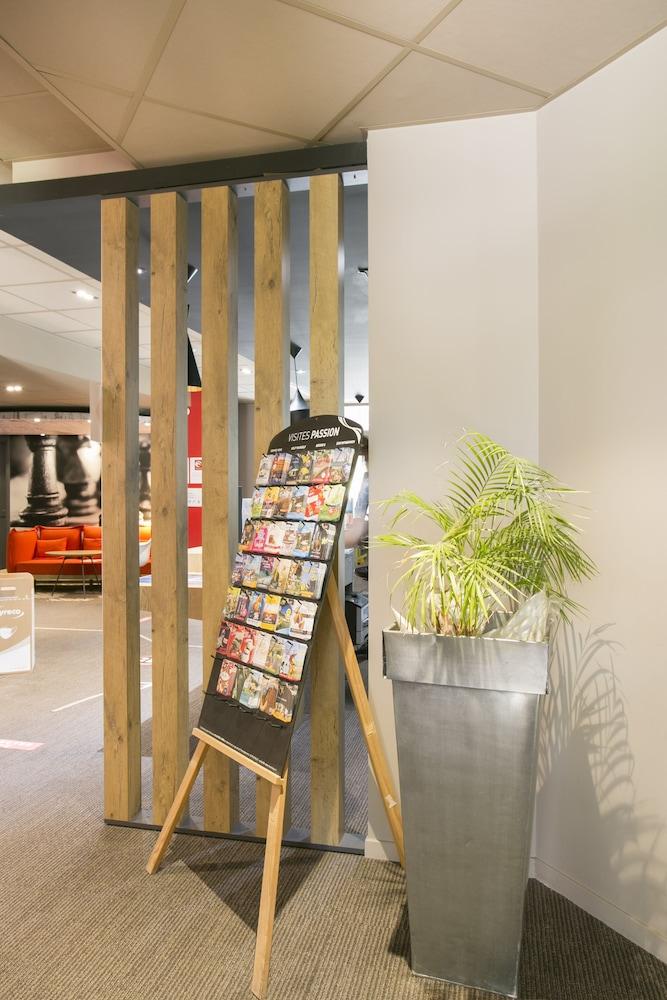 ibis Avignon Sud Reception