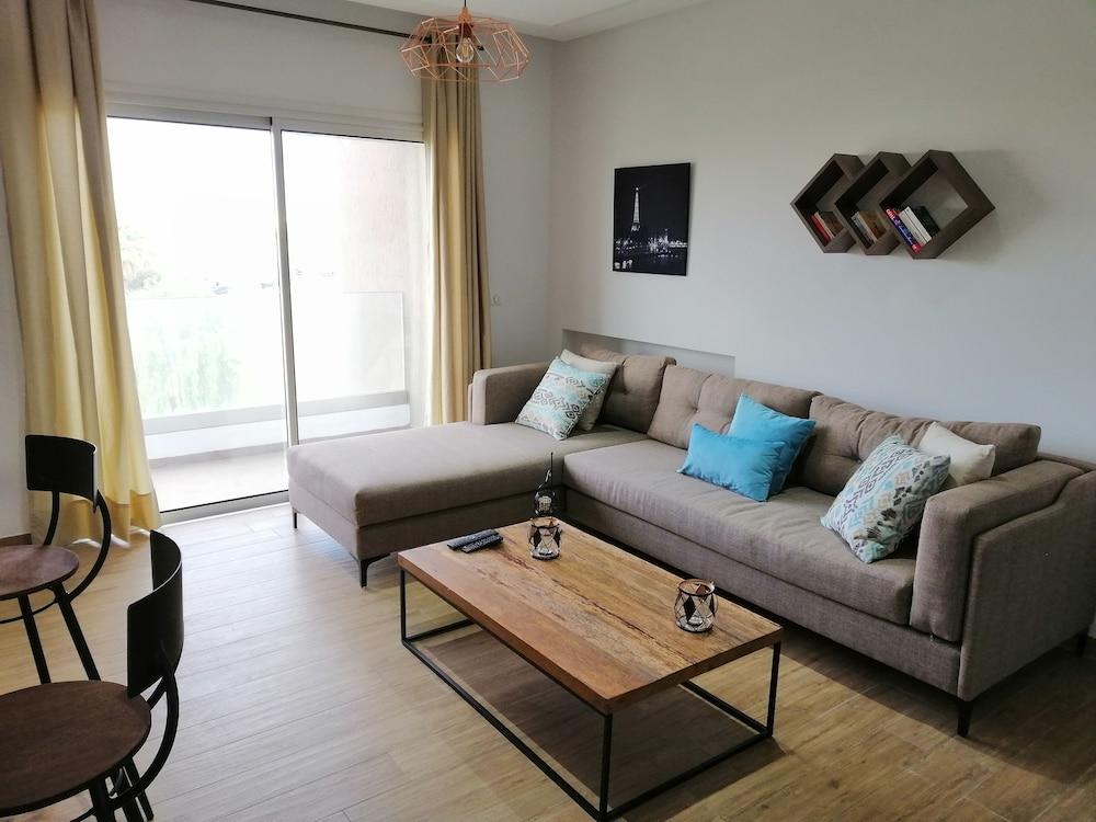 Bright and stylish Flat