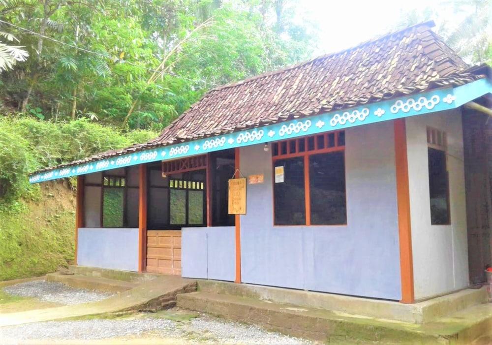 Setren Opak Camping Resort