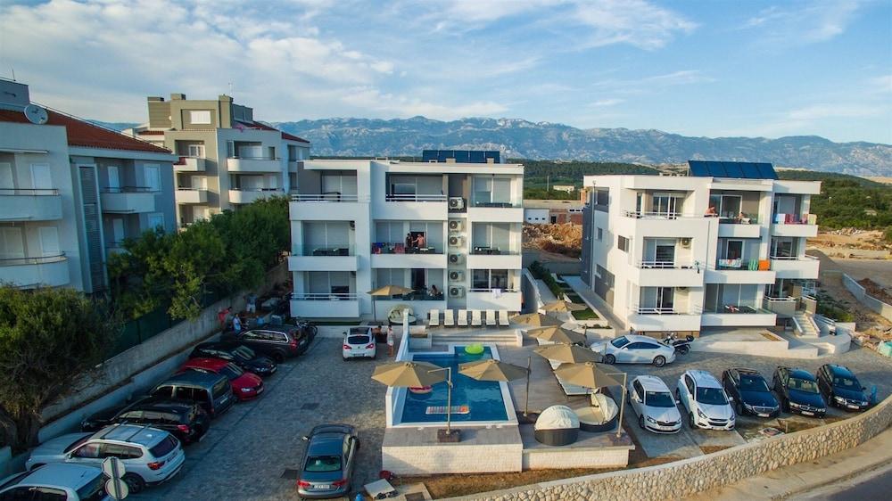 ريزيدنسيز بيلافيستا 2