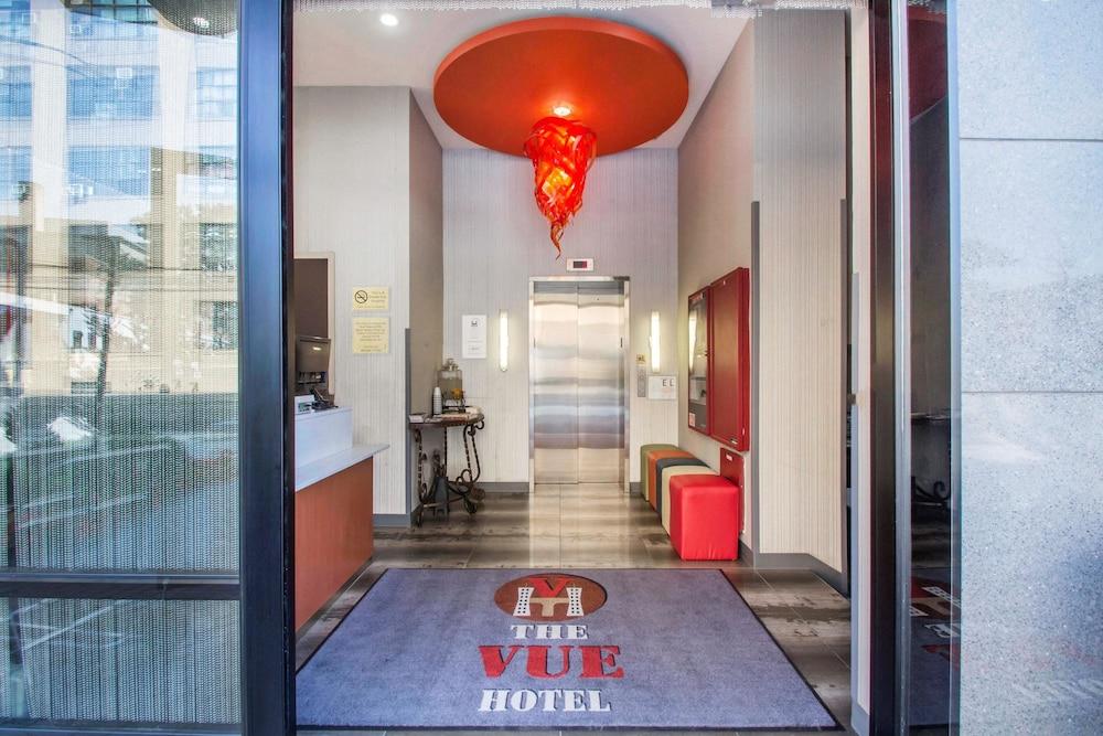 ذا فو هوتل، أسيند هوتل كوليكشن الردهة