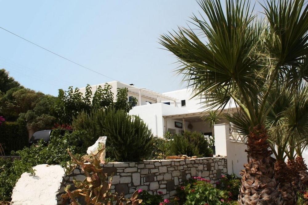 Paros Blue Dolphin Exterior