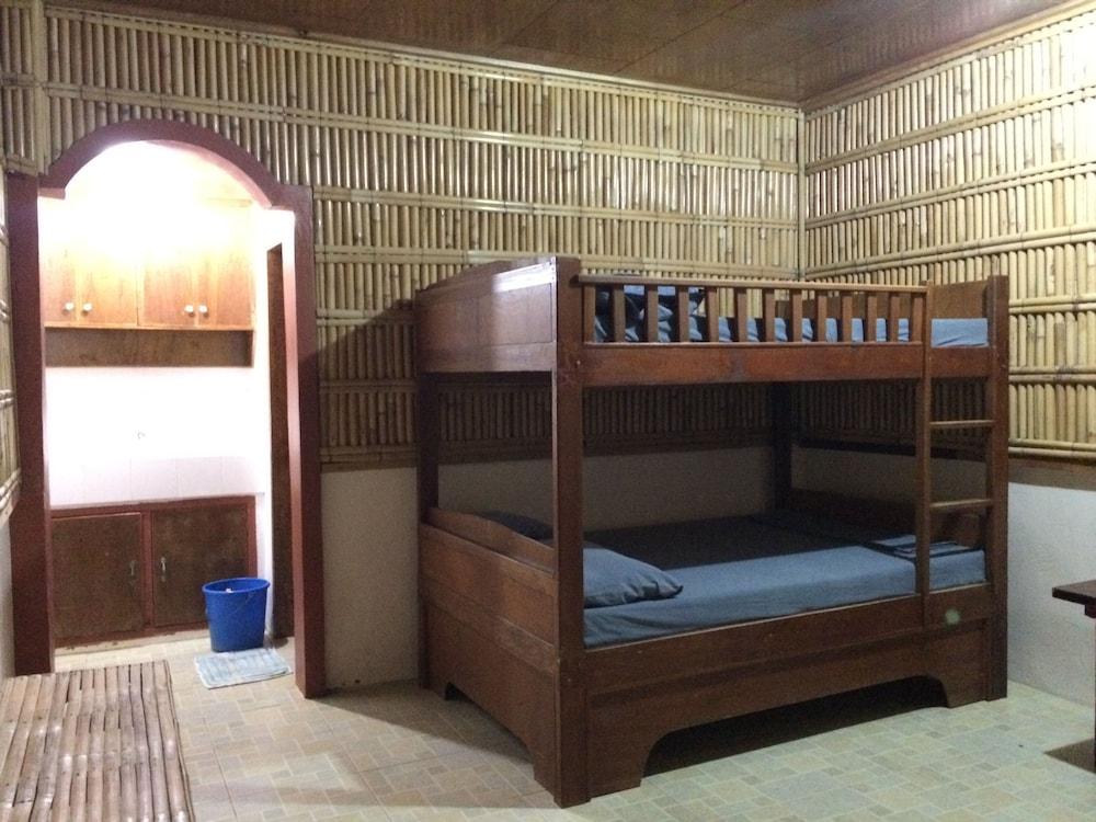 Megan's Paradisio Beachfront Villa