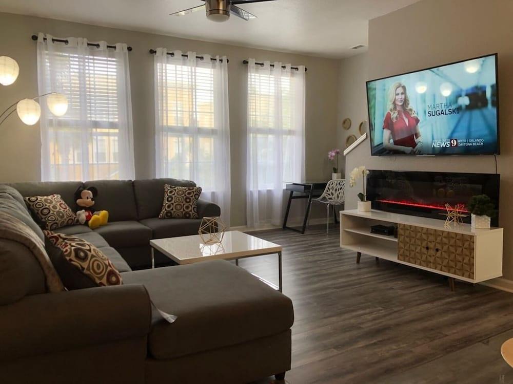 تايد فيو 20 - واك تو كونفينشن! نير يونيفيرسال آند ديزني الصورة الأساسية