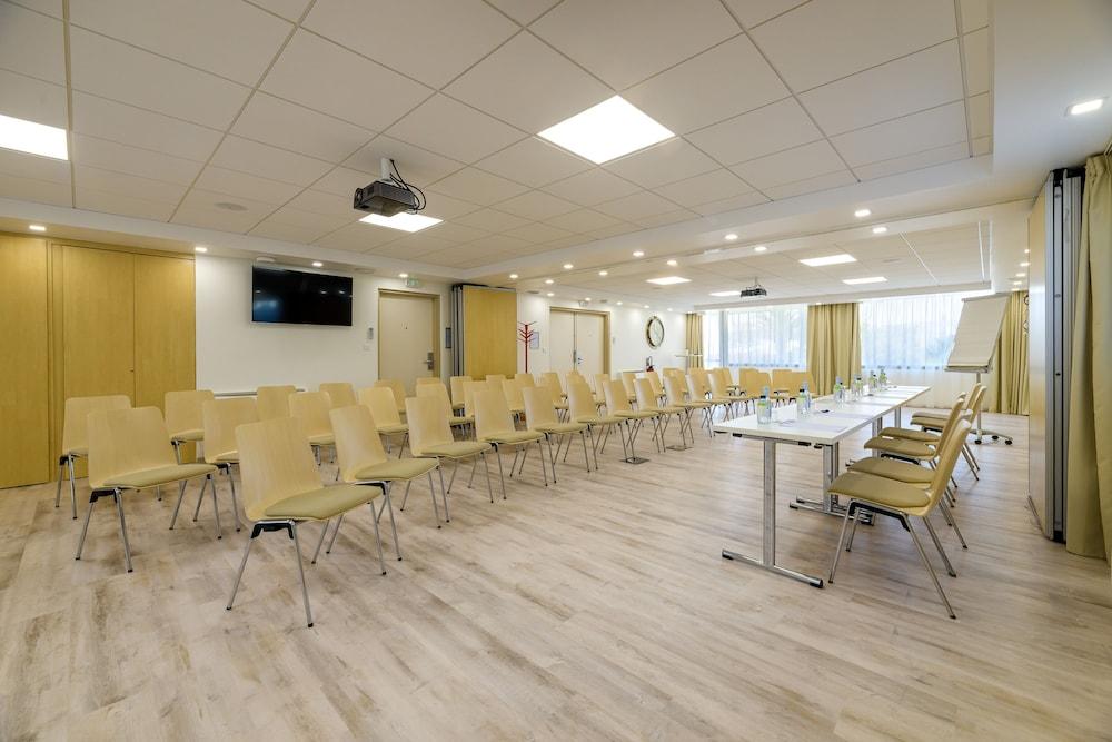 Résidence de Tourisme Ajaccio Amirauté Reception Hall