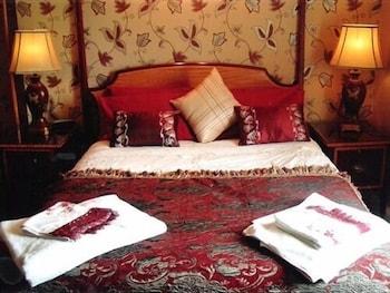 Emerald Guest House Room