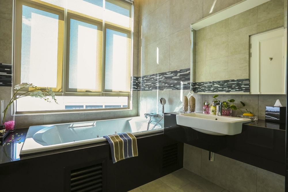 شافتسبوري ستيلار سايبرجايا أخرى