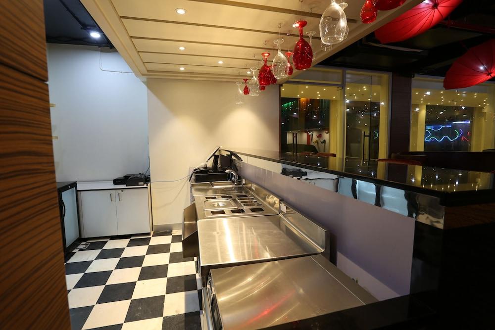 آي لوف بيل بوتومز تفاصيل الفندق من الداخل