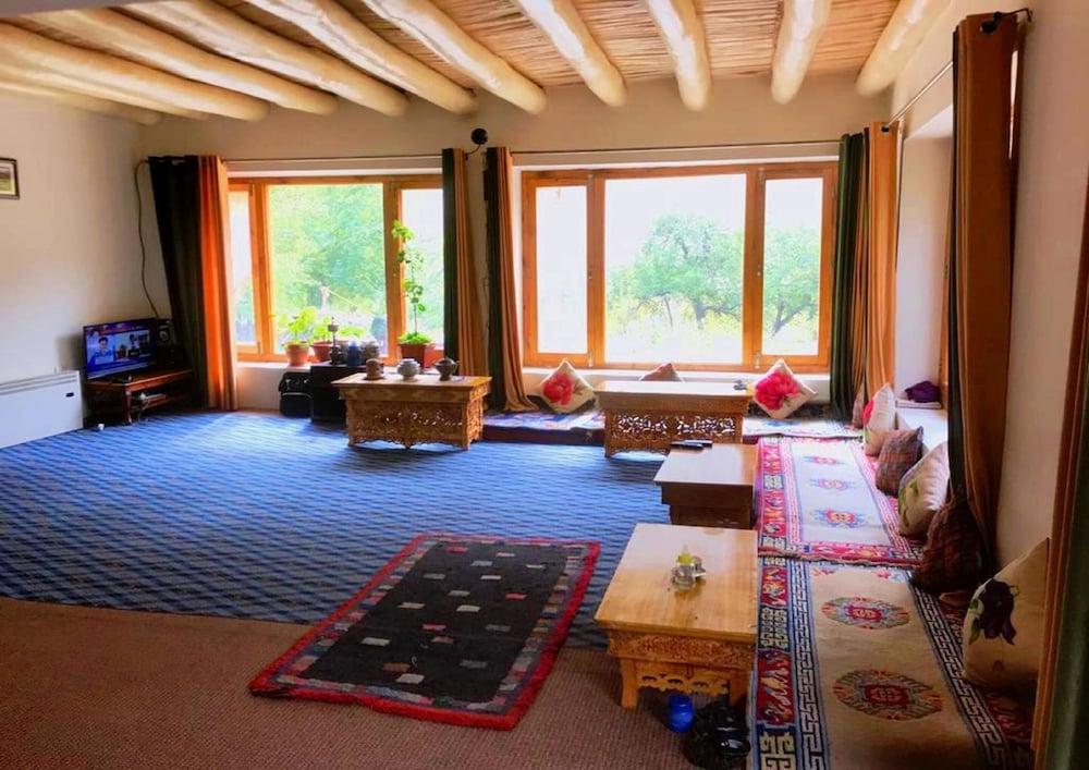 TIH The Himalayan Abode Interior