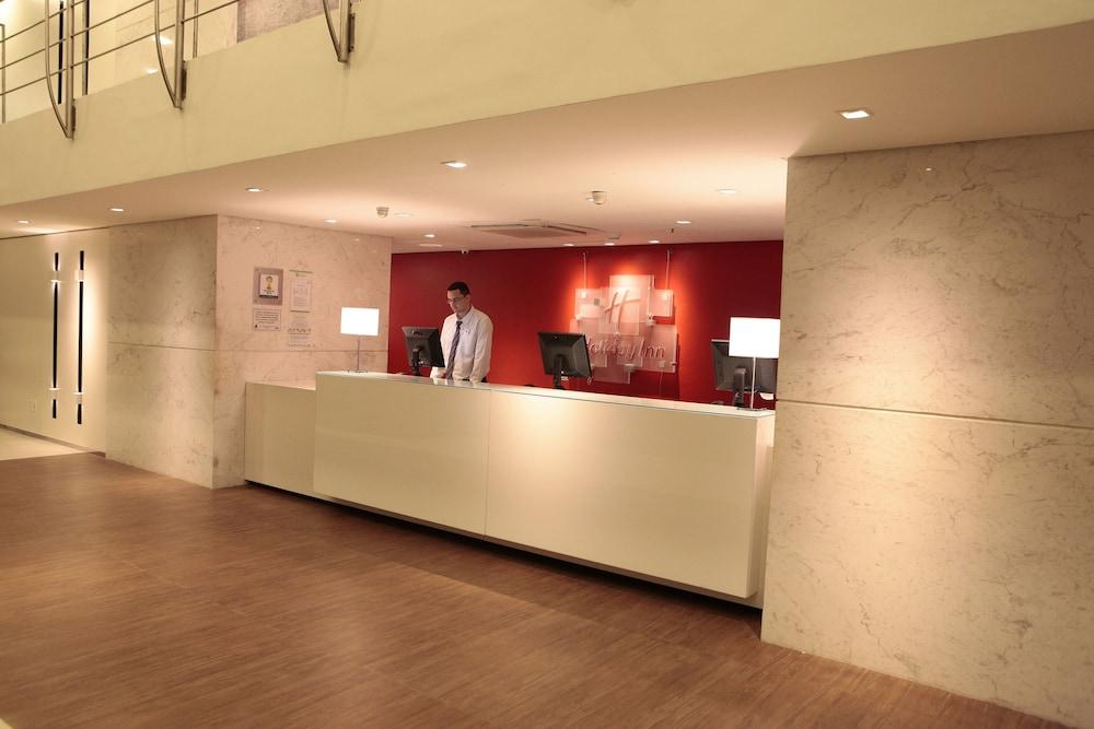 هوليداي إن فوروٓاليز ا ماي آيتش جي المنطقة الخارجية