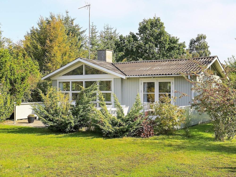 مودرن هوليداي هوم إن فالستر ويذ تيريس المنطقة الخارجية