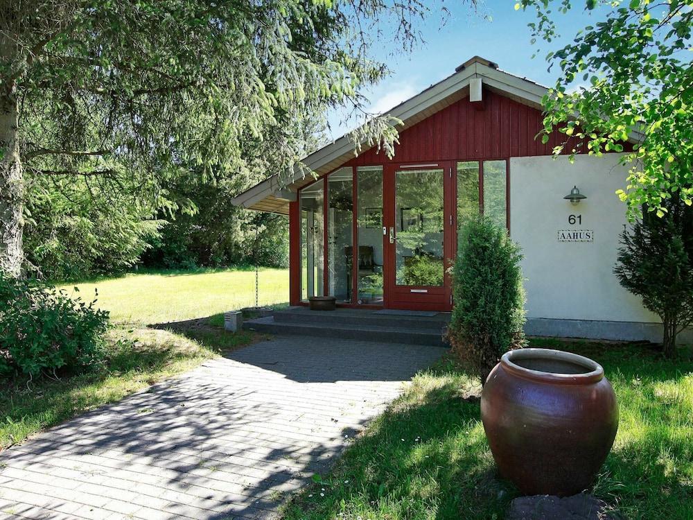 Secluded Holiday Home in Fårvang With Pool Exterior