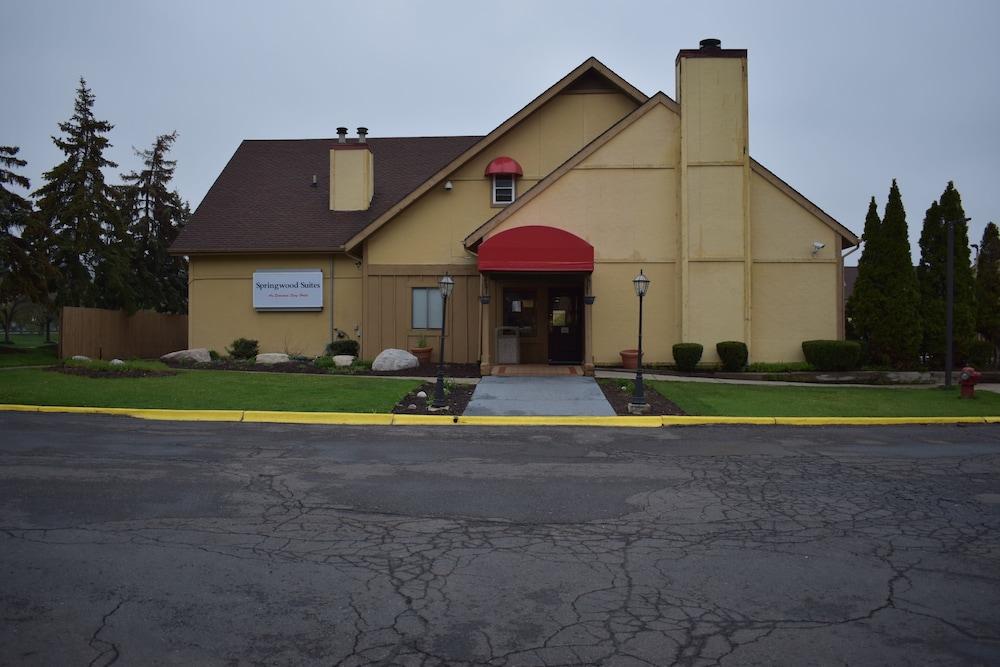 هوثورن سويتس باي ويندام ديترويت ساوث فيلد