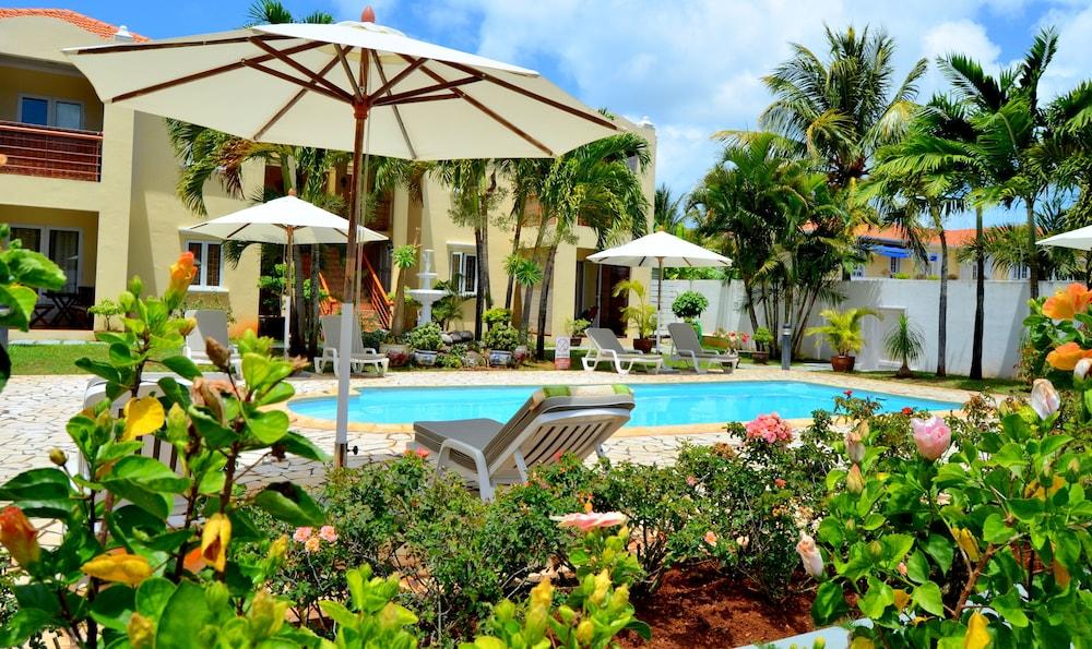 لا بوينت فيلاز