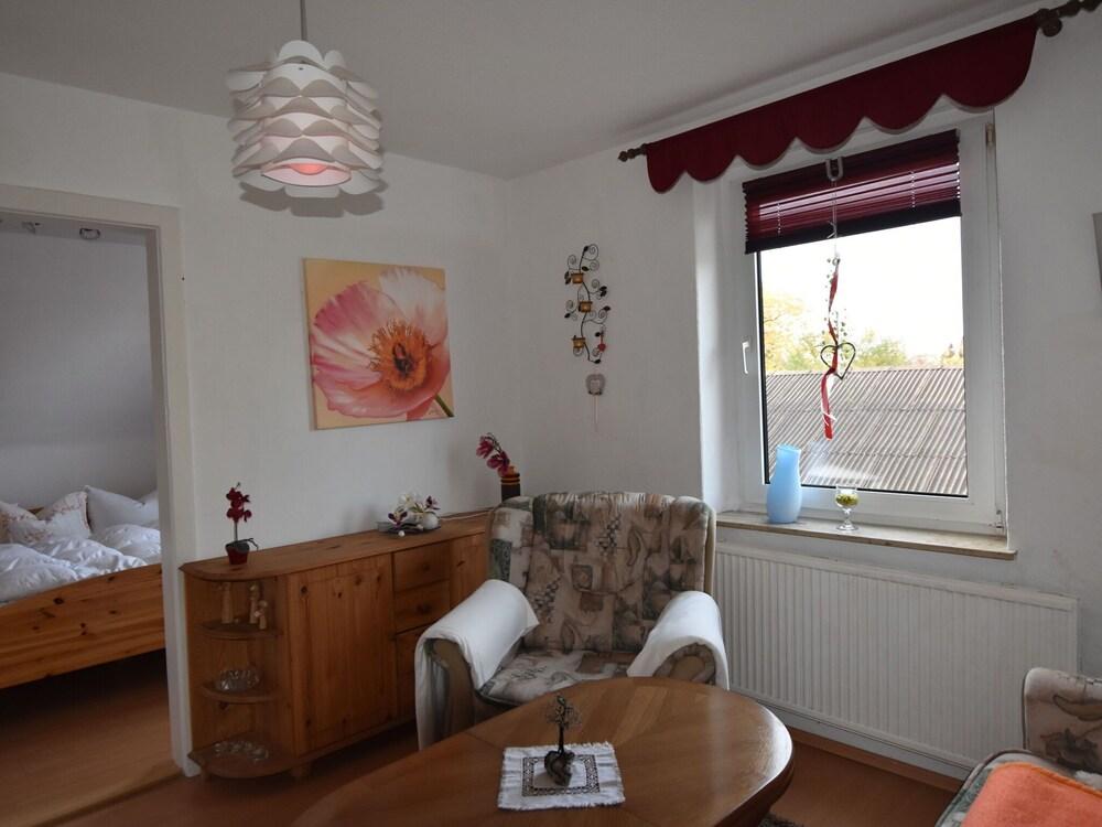 تشارمينج أبارتمنت إن فالكينستاين نير فارم آند موسيام غرفة معيشة