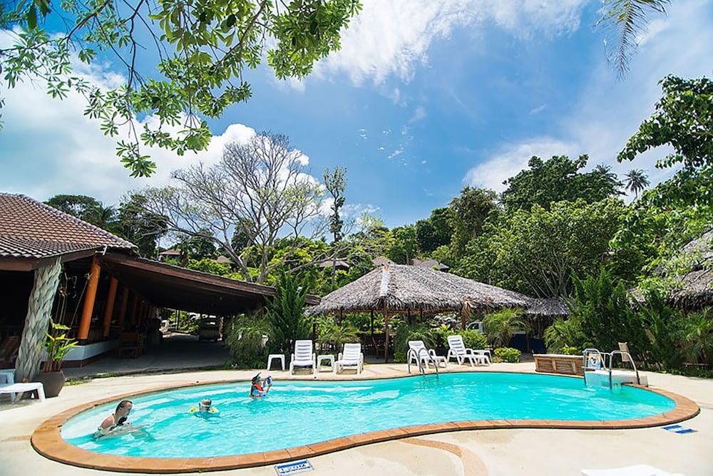 Phi Phi The Beach Resort Outdoor Pool