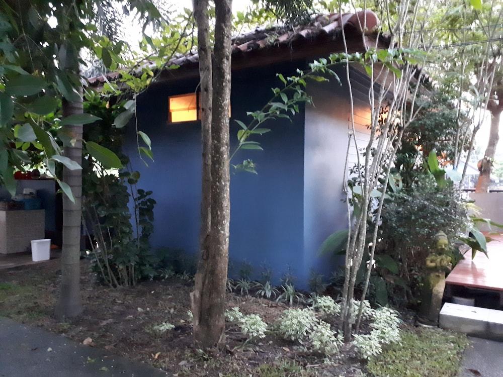 بان شون كامنون مونتري المنطقة المحيطة بالمنشأة