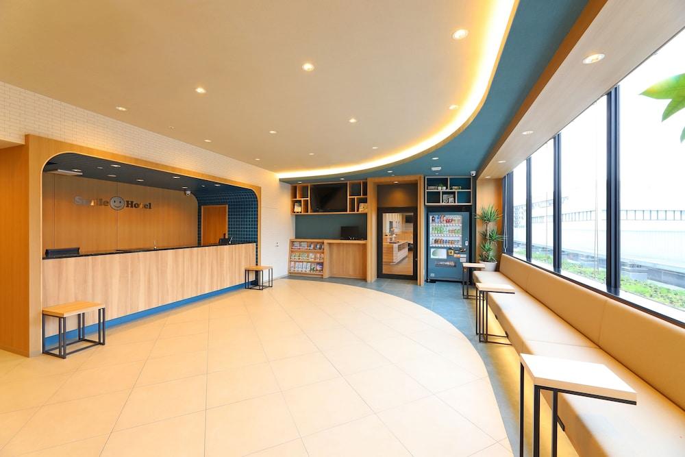 سمايل هوتل شونان فوجيساوا منطقة الاستقبال