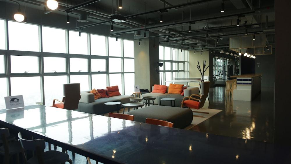 Location in Myeongdong Studio Fitness Facility