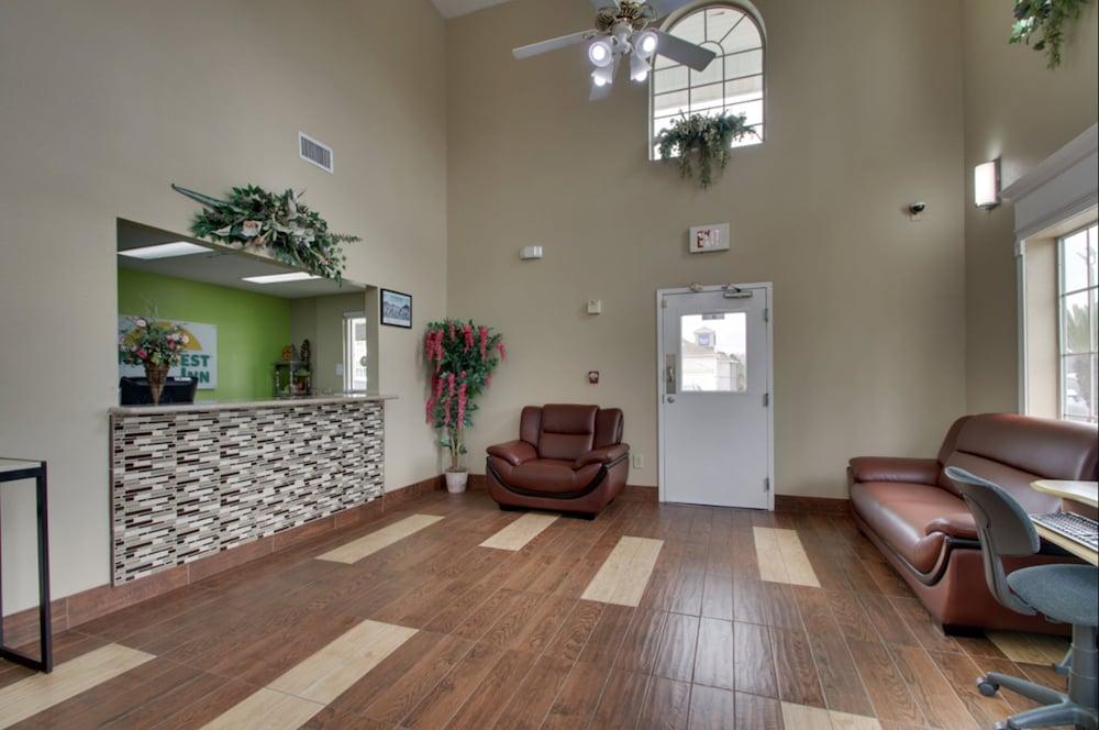 Key West Inn - Millbrook Lobby