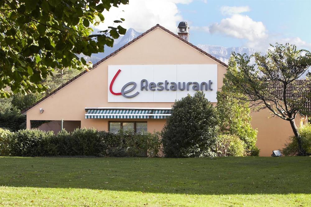 هوتل كامبانيلي جرينوبل نورد - مواران المنطقة المحيطة بالمنشأة