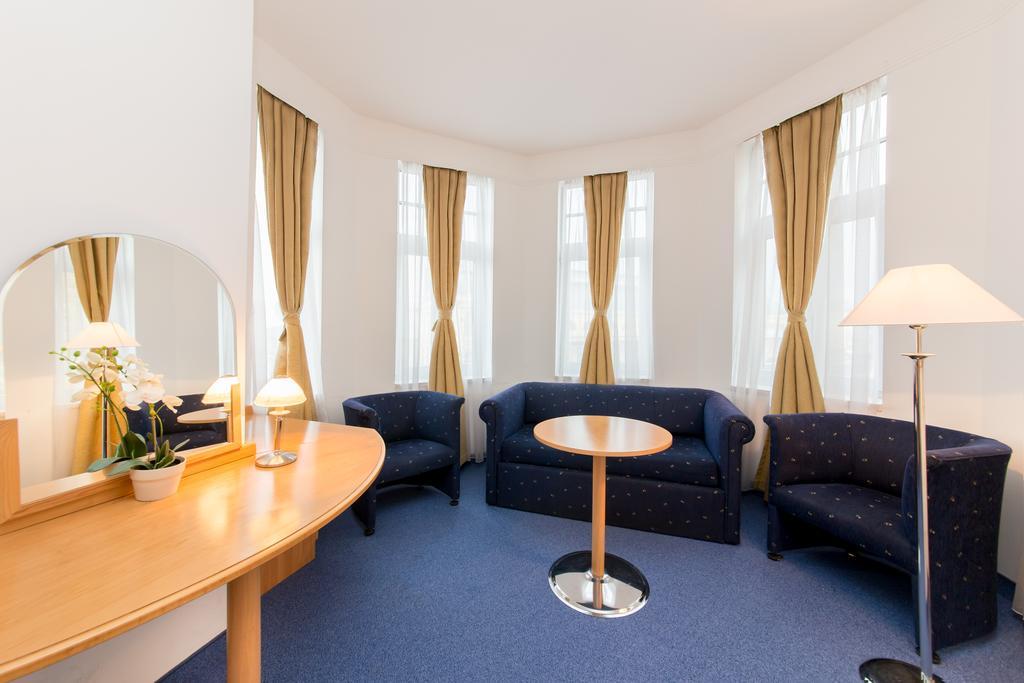 نوفوم هوتل جولدن بارك بودابيست أخرى